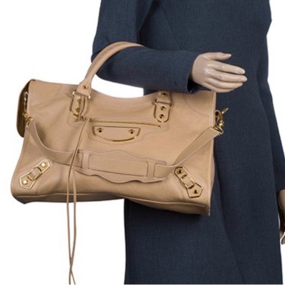 Auth Balenciaga City Bag medium metallic Edge Beige Chèvre leather -Classic Gold